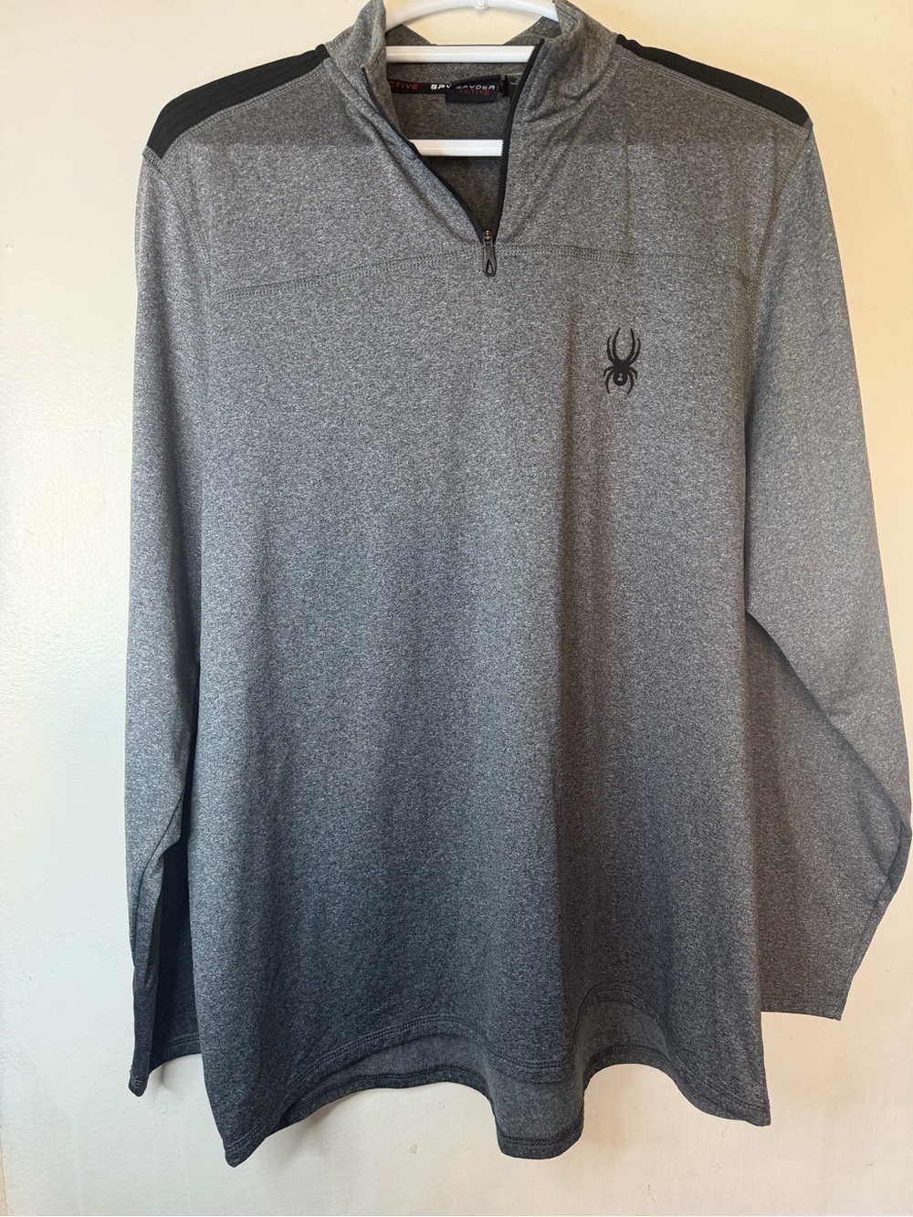 Quarter Zip Performance Pullover Size Large - Picture 2 of 13